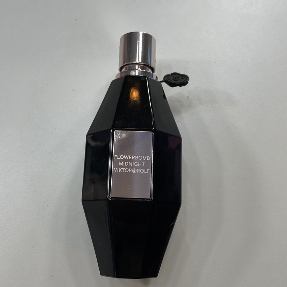 Flowerbomb midnight